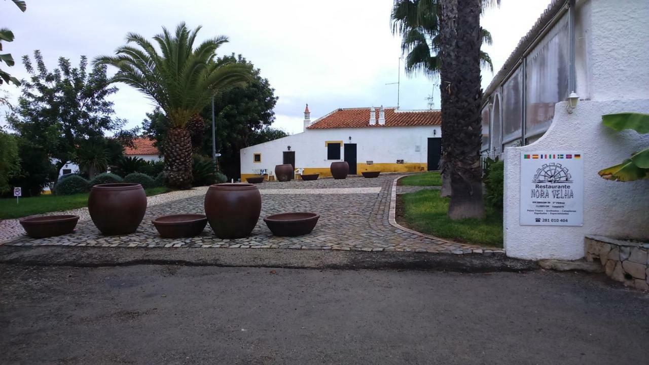 Le Boucanier Тавіра Екстер'єр фото